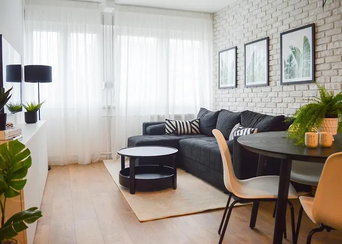 The Black & White Oasis