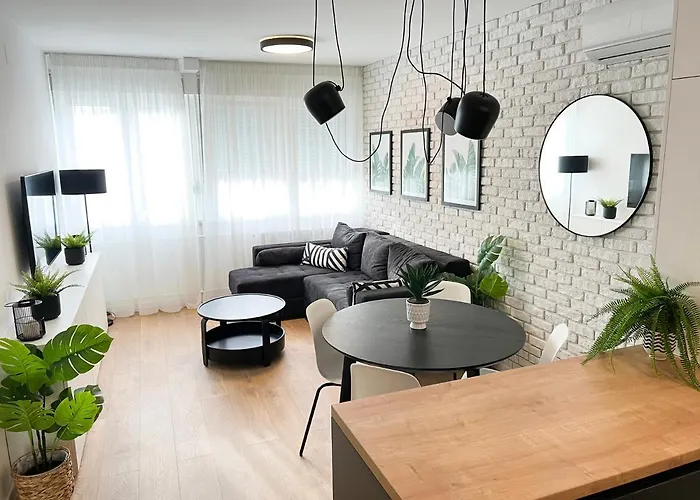 The Black & White Oasis